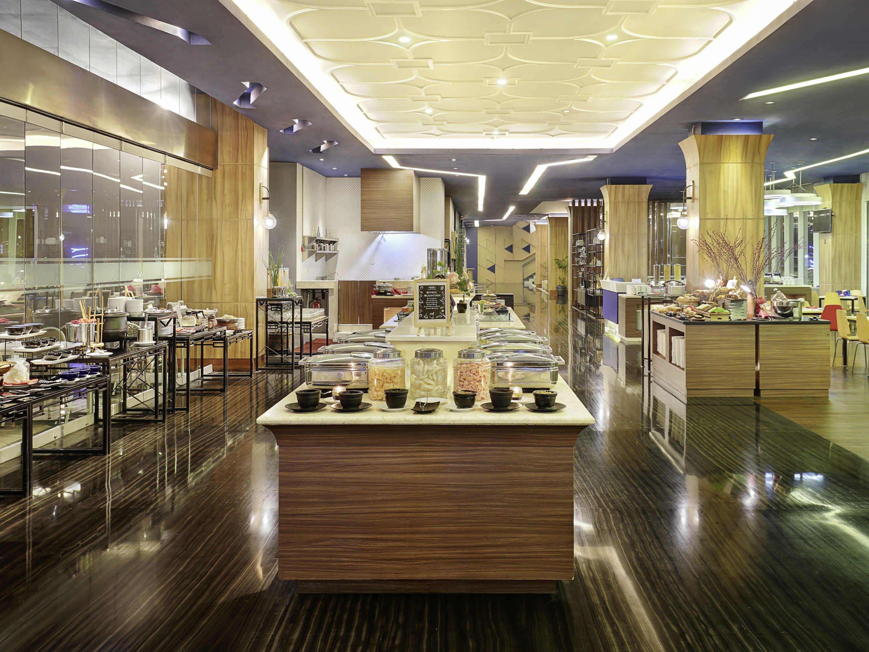 Mercure Bandung Nexa Supratman Esterno foto