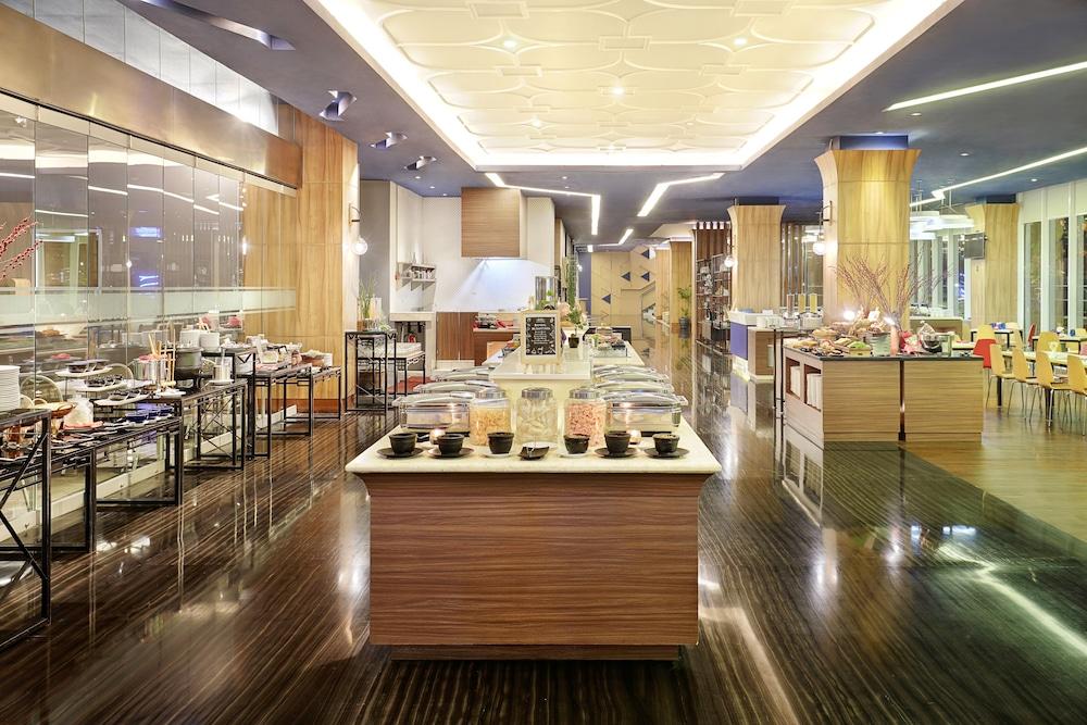 Mercure Bandung Nexa Supratman Esterno foto
