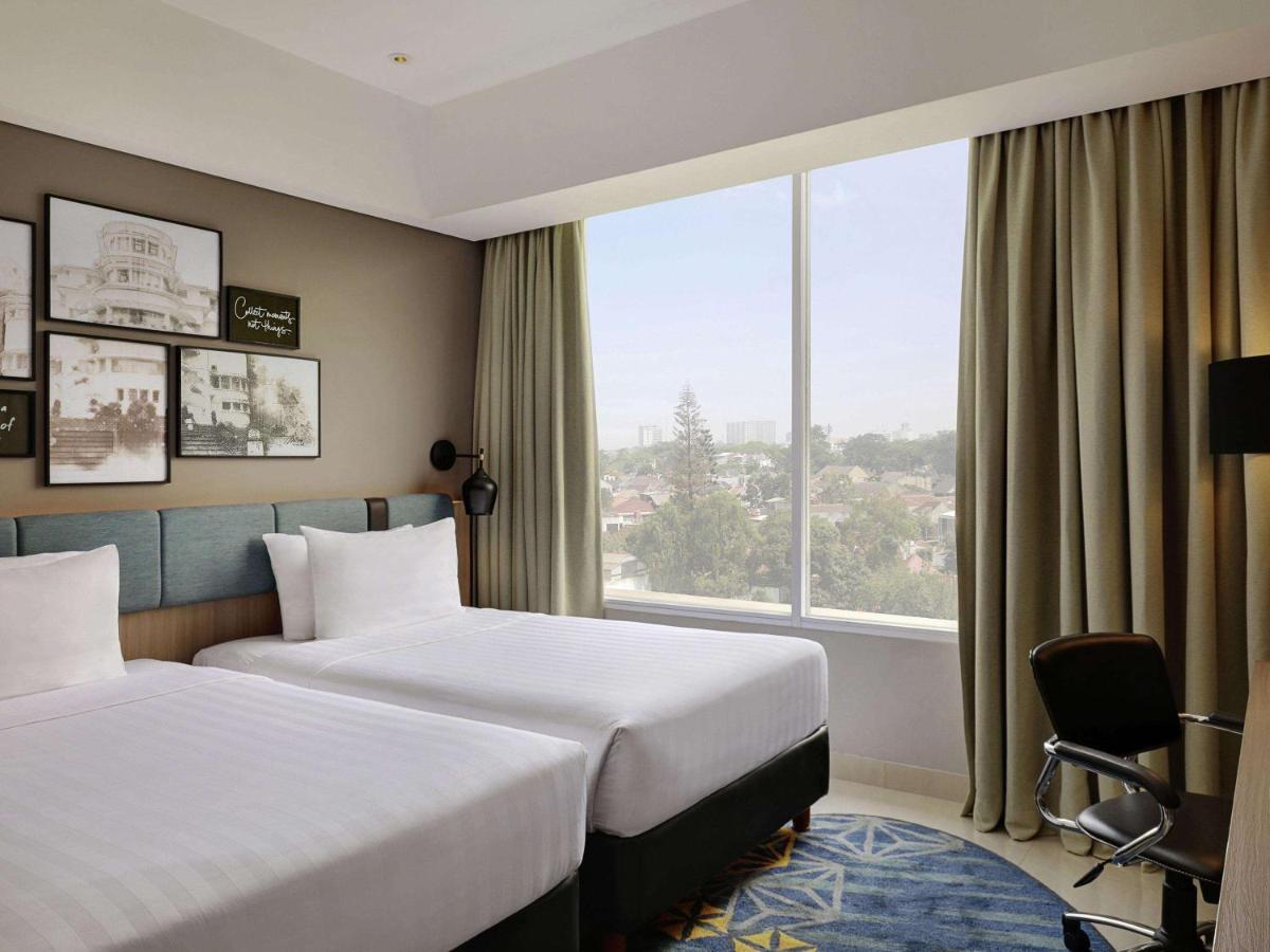 Mercure Bandung Nexa Supratman Esterno foto